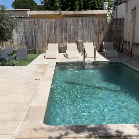 Casa vacanze Maison 4 Chambres, Piscine Et Parking Privé