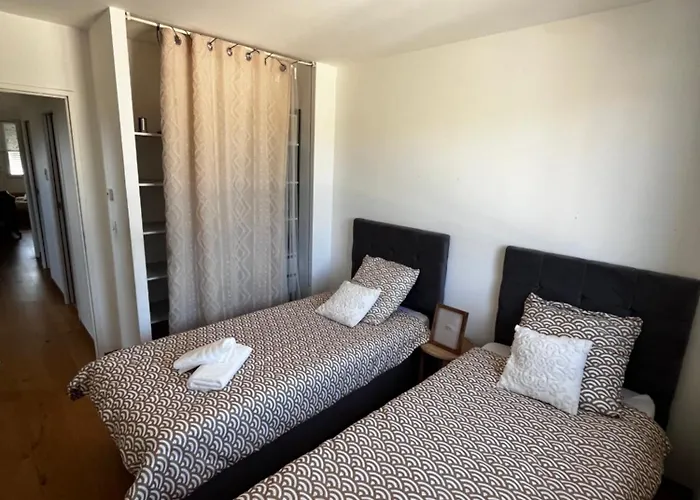 بيت للعطل Maison 4 Chambres, Piscine Et 2 Places Parkings Prives Fermes *